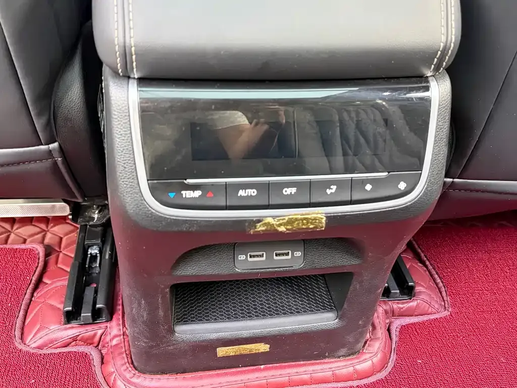 GAC Motor Trumpchi GS8 — фото 9