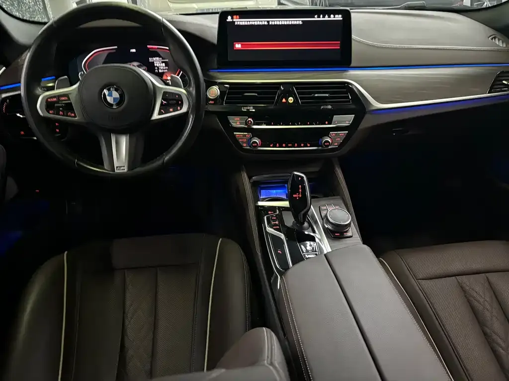 BMW 5 Series — фото 4