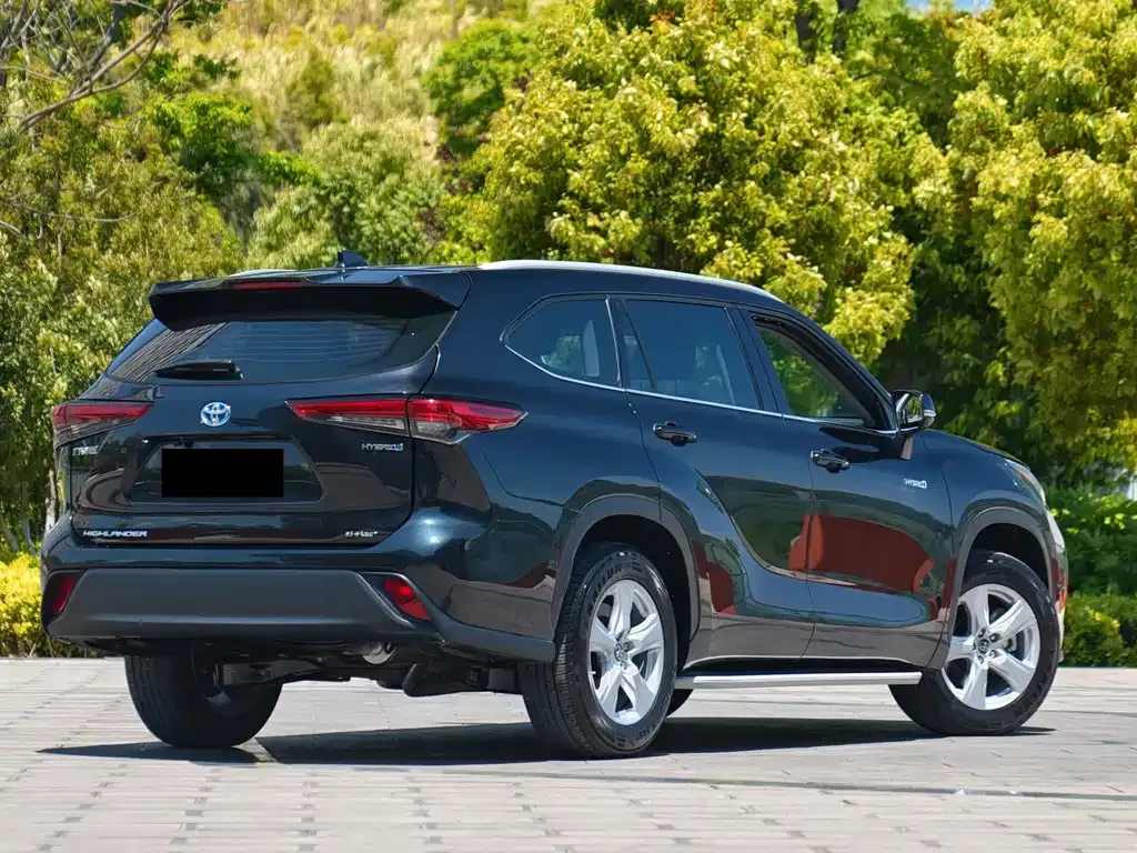 Toyota Highlander — фото 3