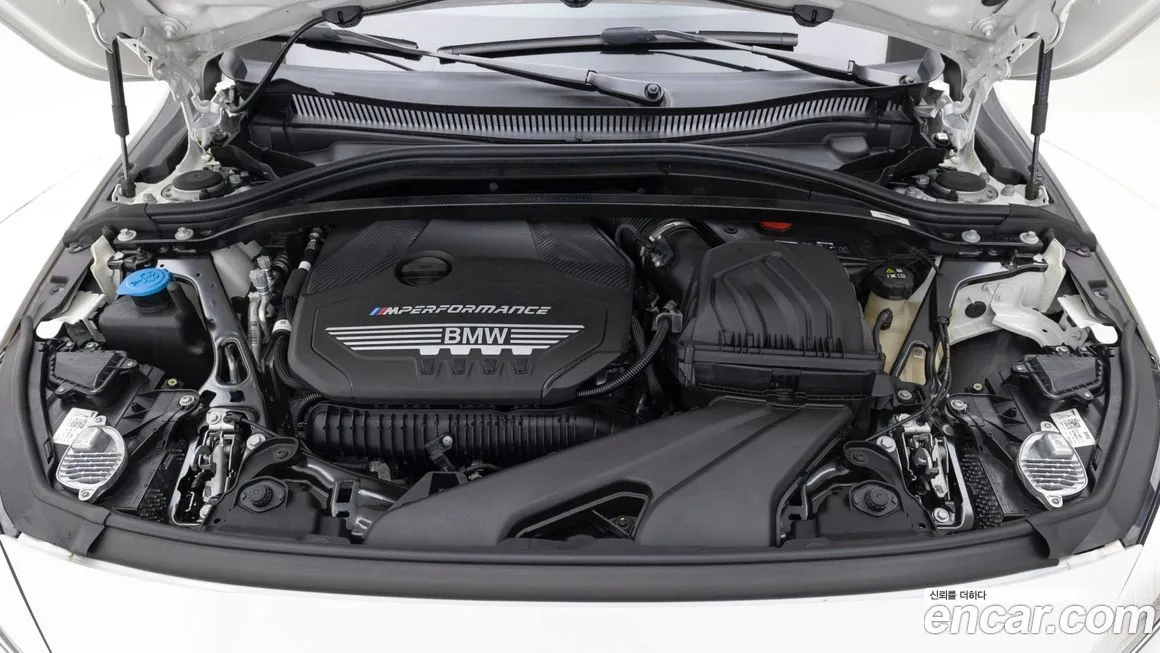 BMW 1-Series 2024 из KR, фото 9