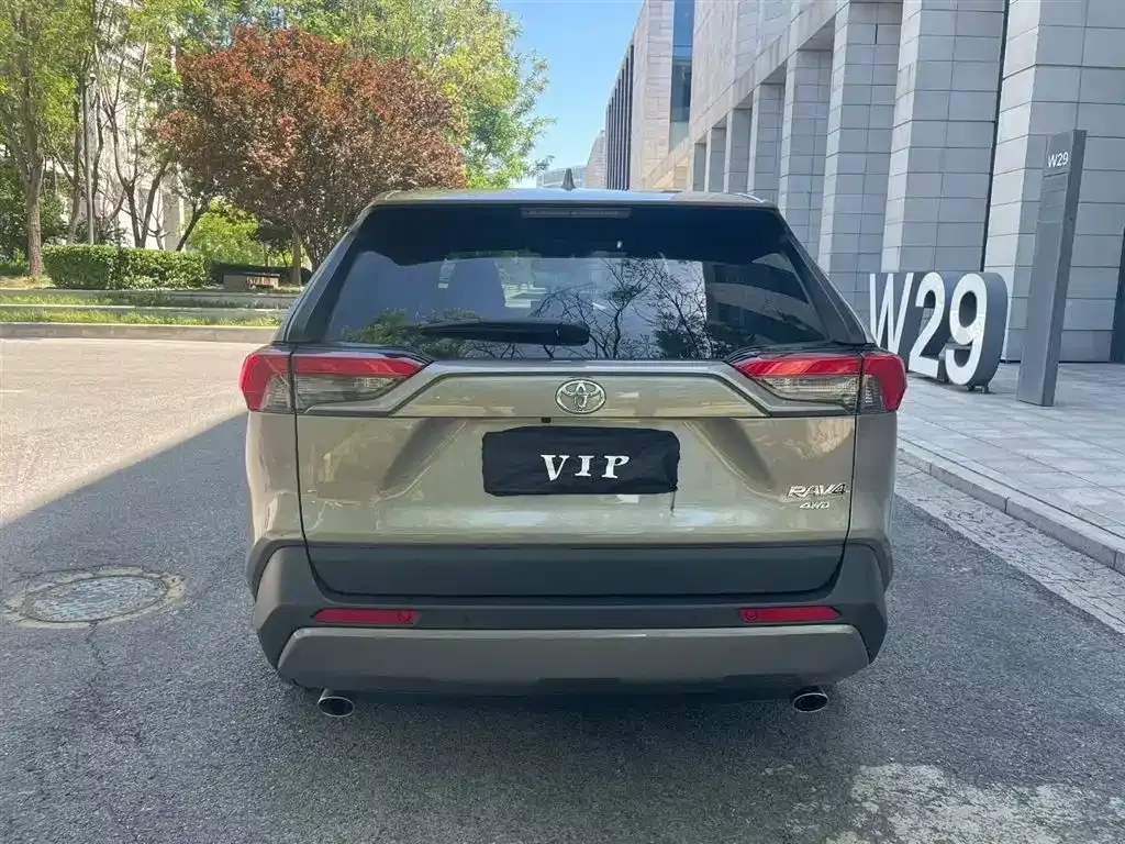 Toyota RAV4 2021 из CN, фото 6