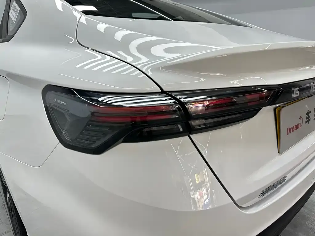 Geely Binrui — фото 10