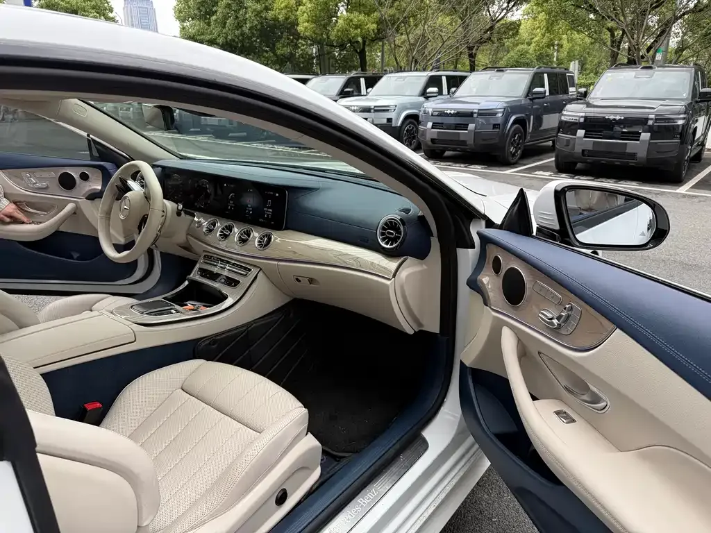 Mercedes-Benz E-Class (Import) — фото 7