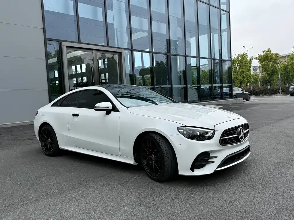 Mercedes-Benz E-Class (Import) — фото 5