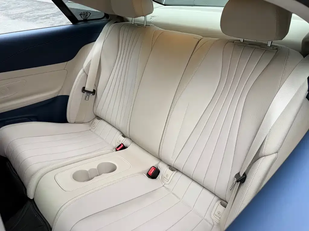 Mercedes-Benz E-Class (Import) — фото 3