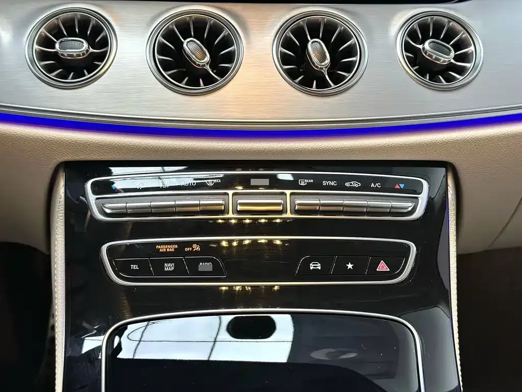 Mercedes-Benz E-Class (Import) — фото 4