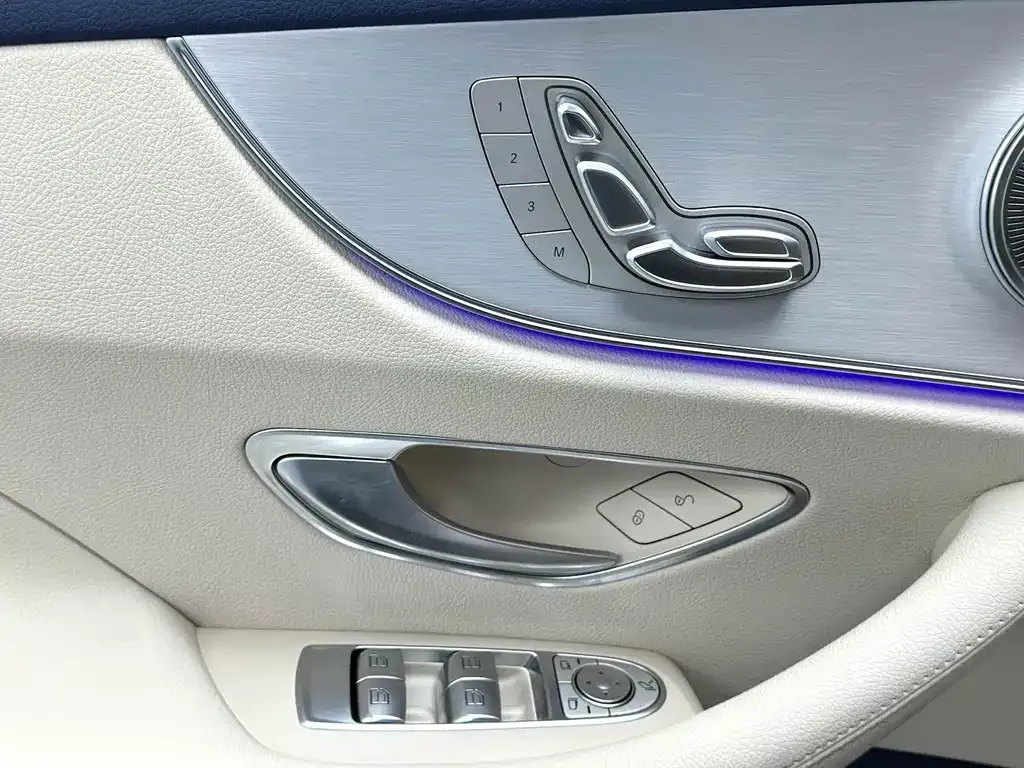 Mercedes-Benz E-Class (Import) — фото 5