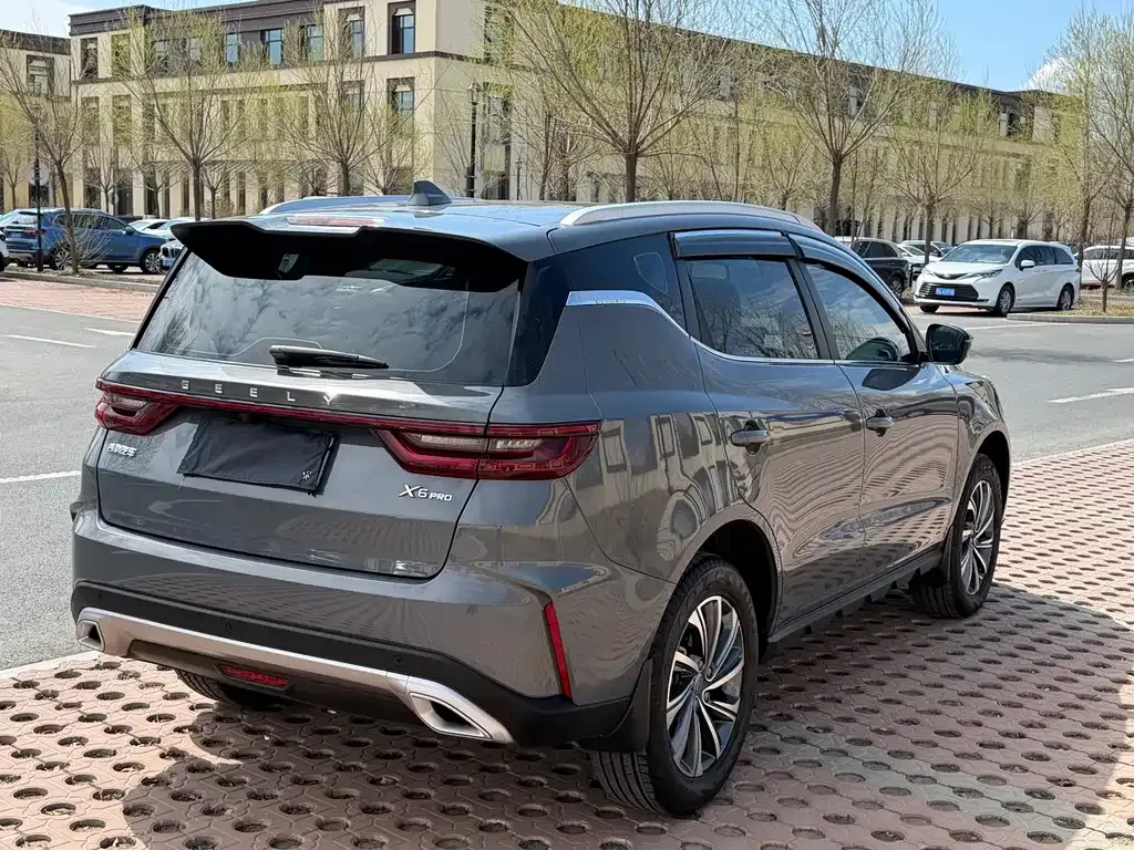 Geely Vision X6 — фото 10
