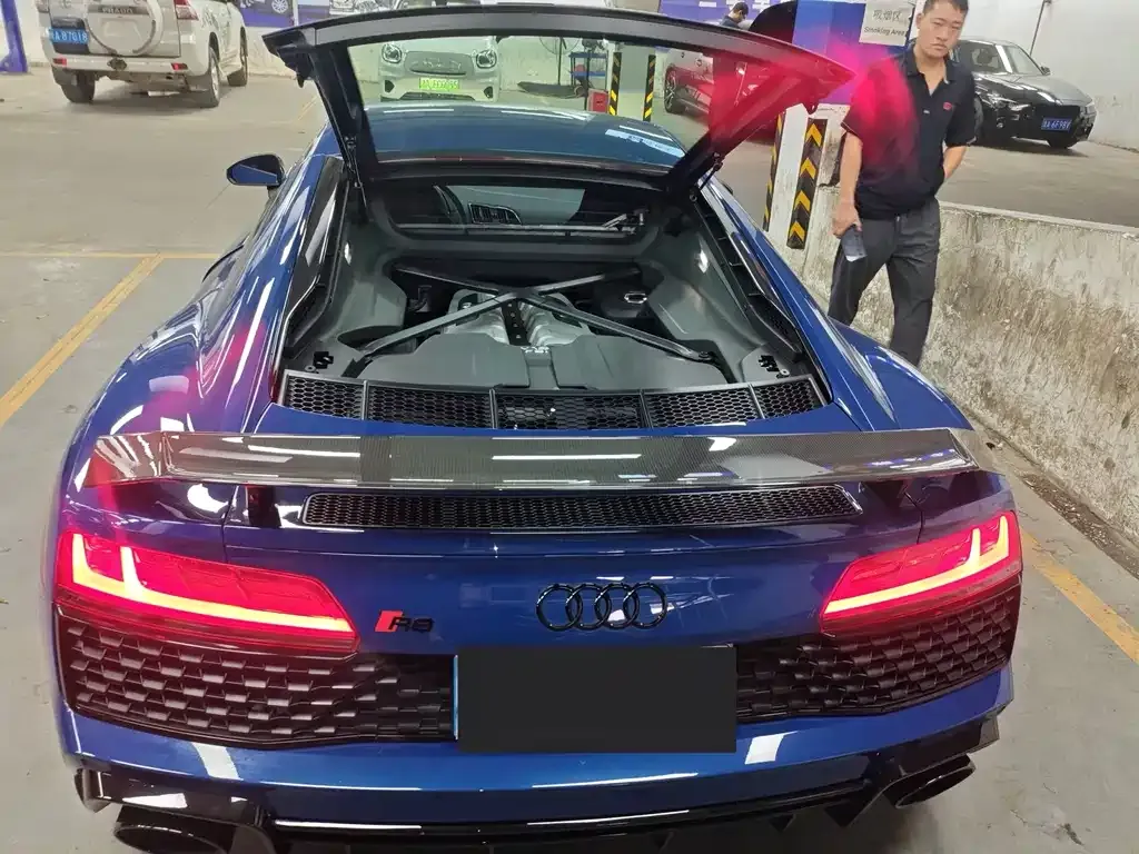 Audi R8 2022 из CN, фото 4