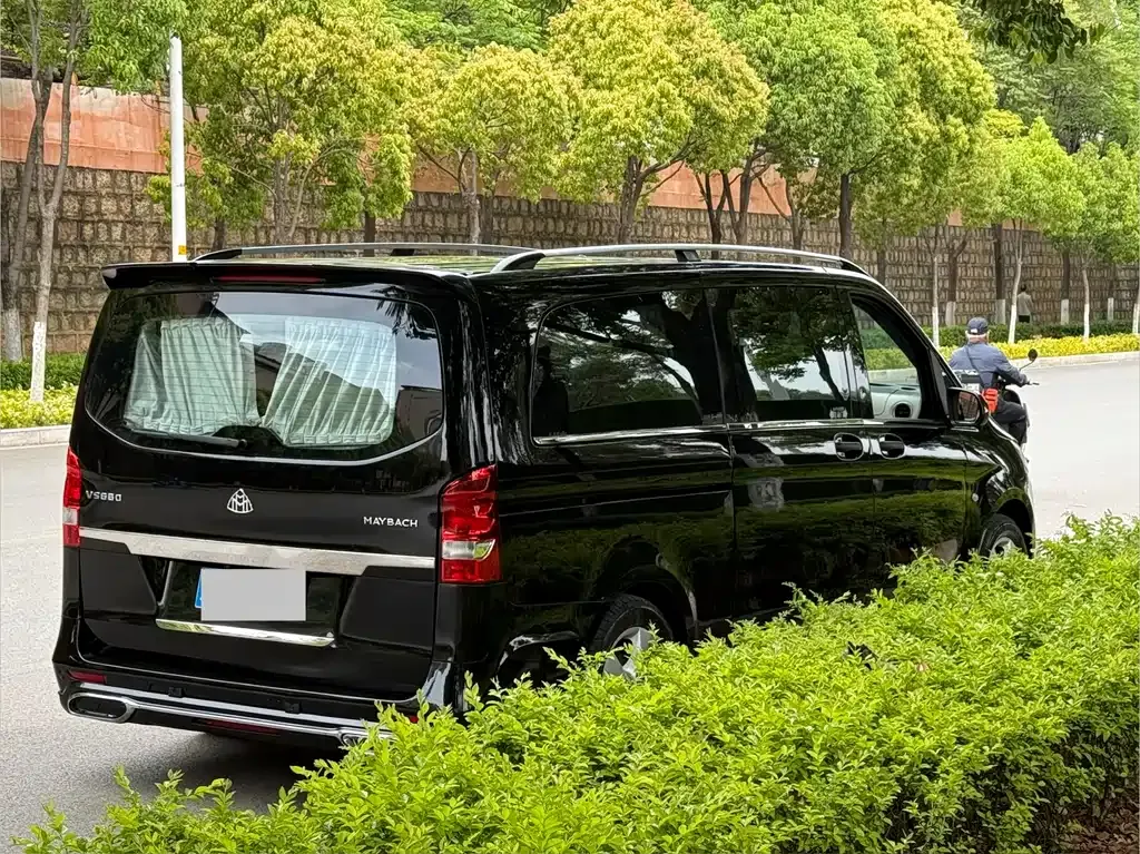 Mercedes-Benz Vito — фото 10