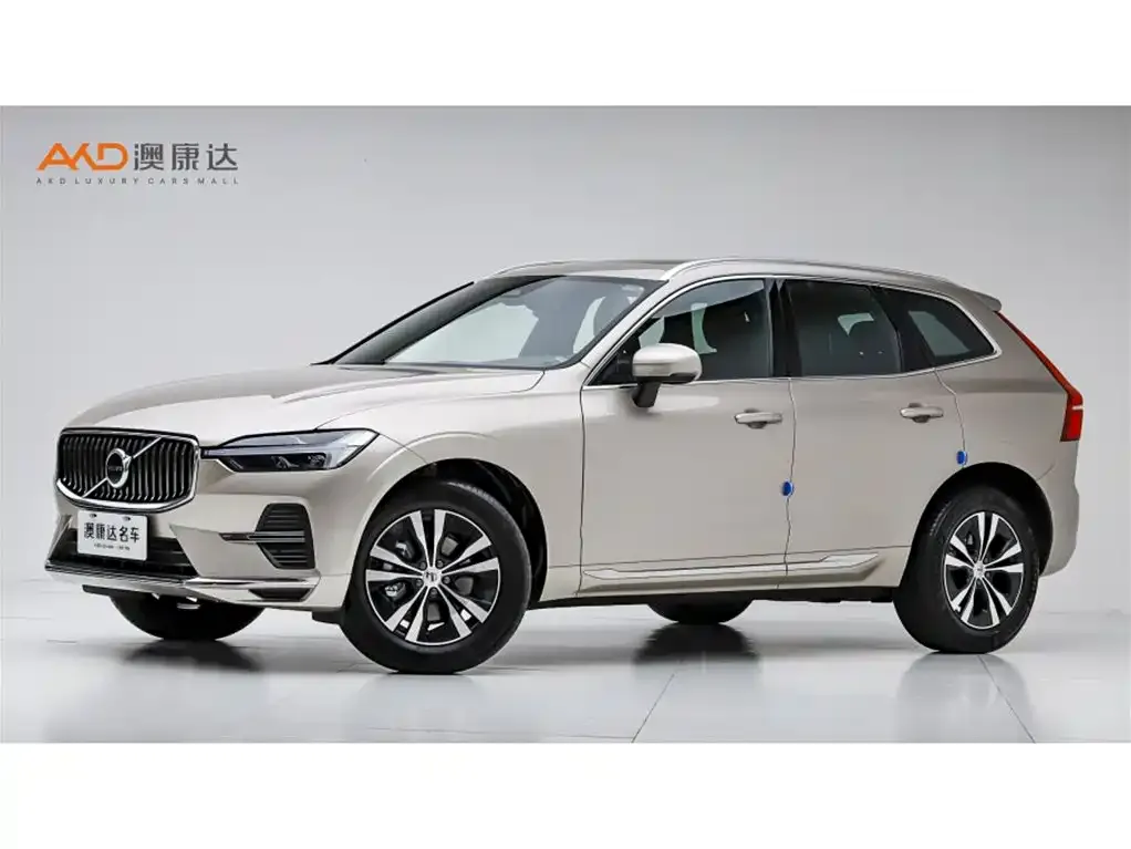 Volvo XC60 — фото 1