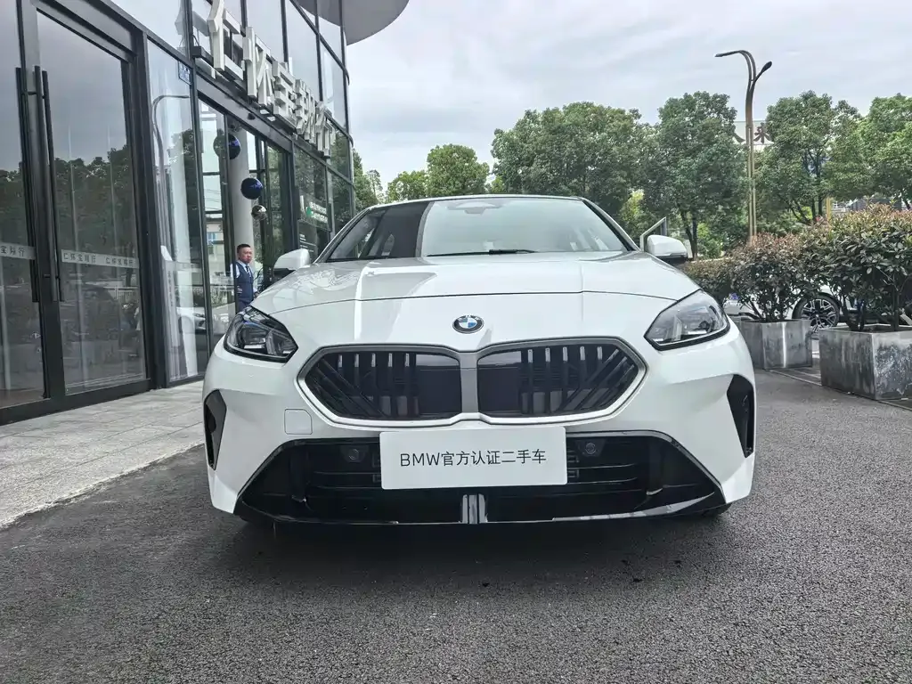 BMW 2 Series 2025 из CN, фото 9