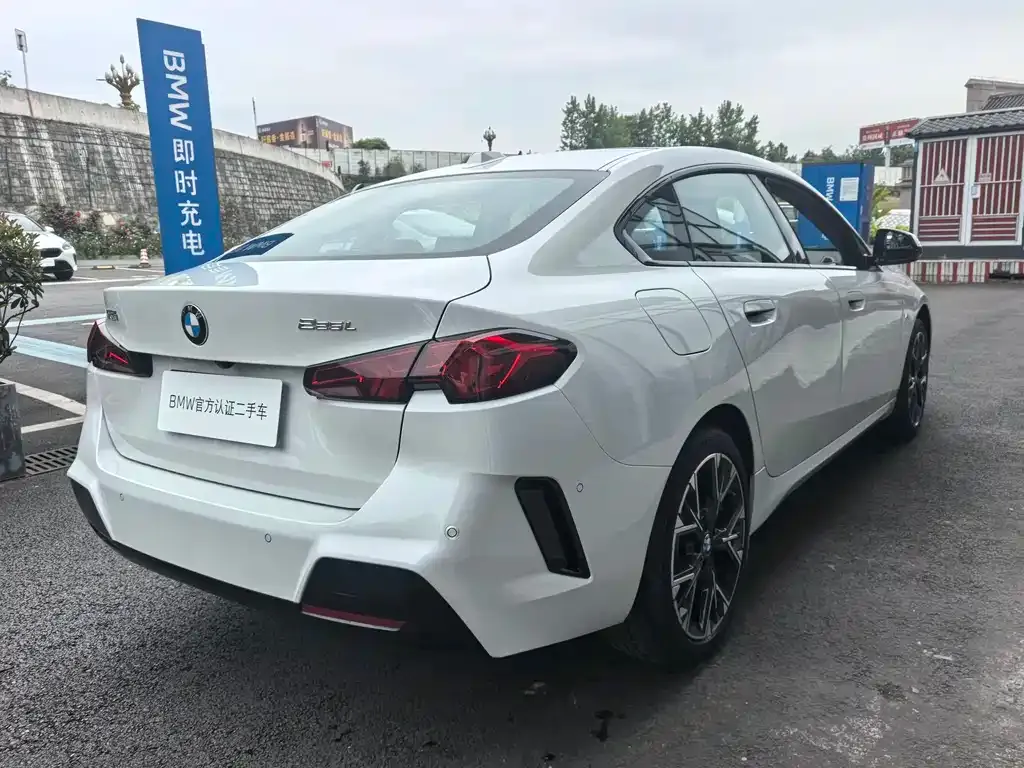 BMW 2 Series 2025 из CN, фото 8