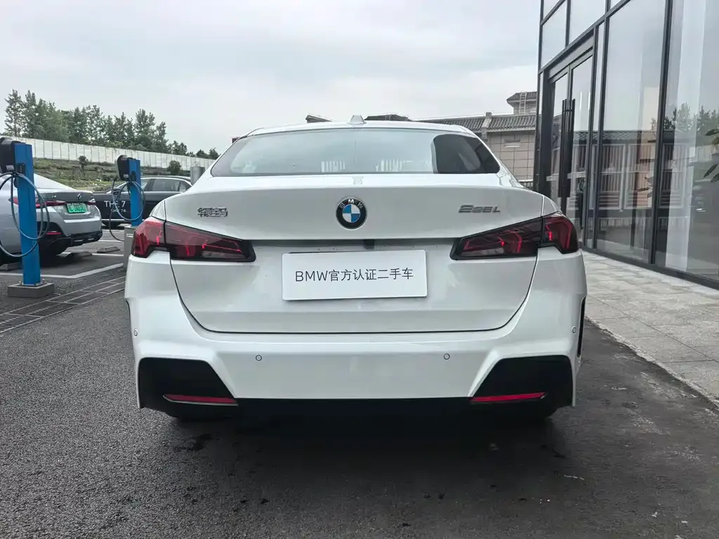 BMW 2 Series 2025 из CN, фото 3