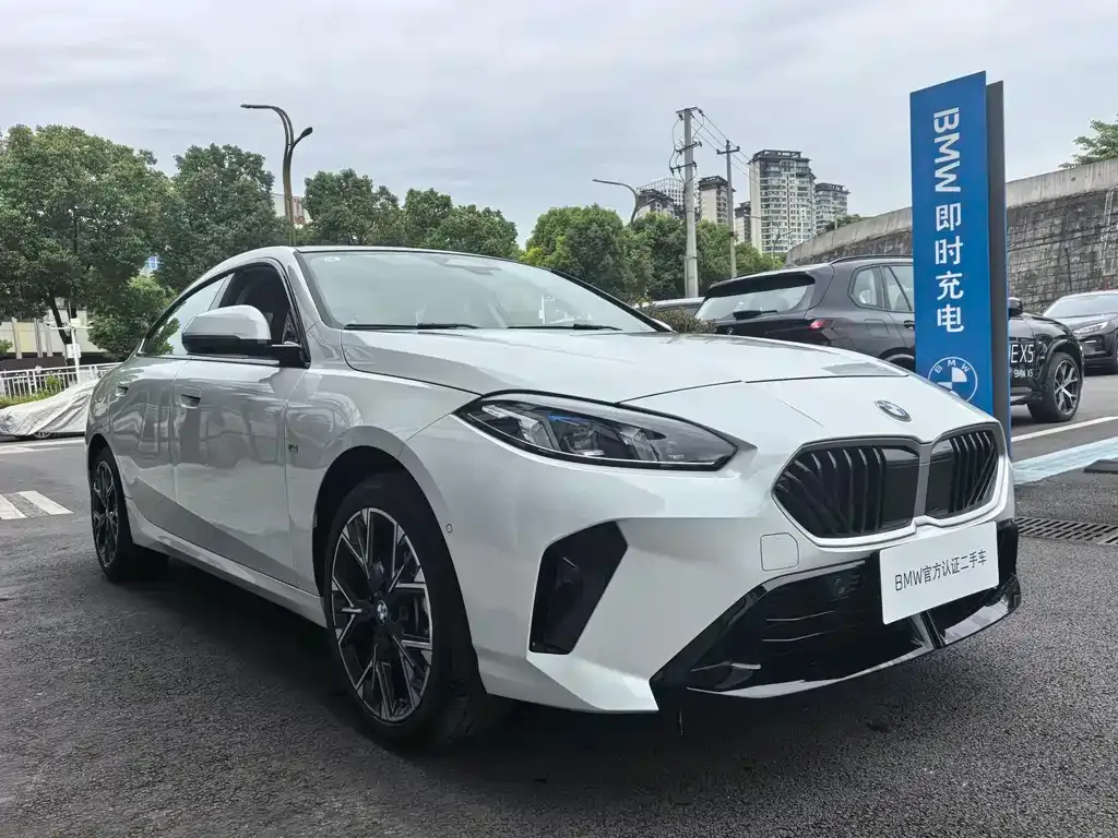 BMW 2 Series 2025 из CN, фото 6