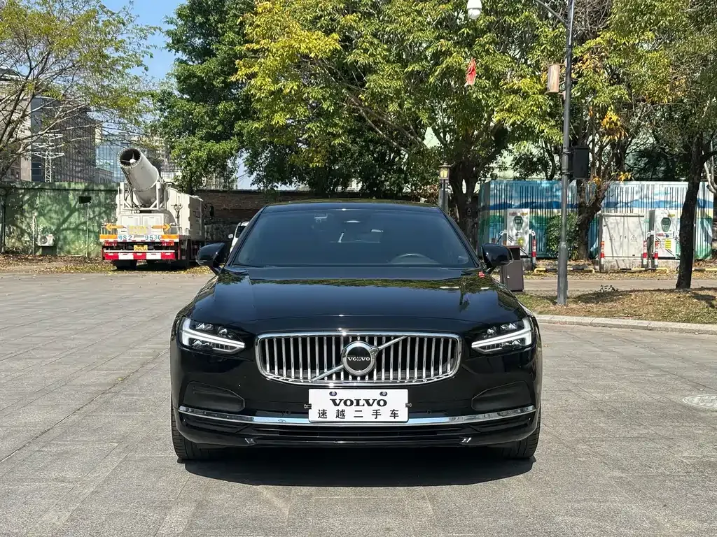 Volvo S90 — фото 5