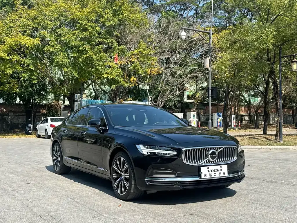 Volvo S90 — фото 10