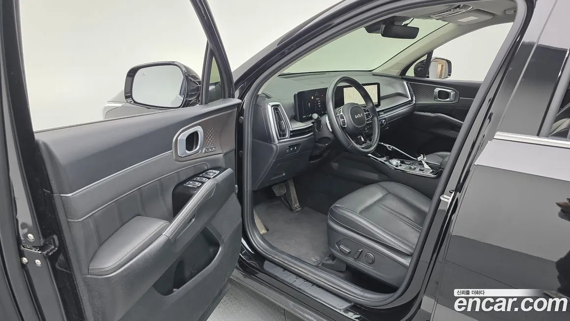 Kia Sorento — фото 10