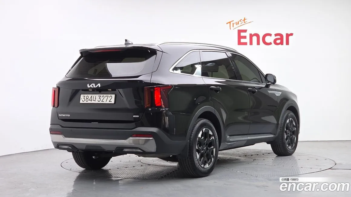 Kia Sorento — фото 6