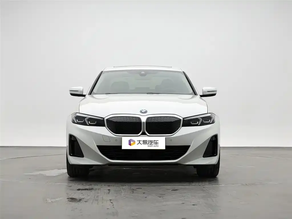 BMW i3 — фото 8