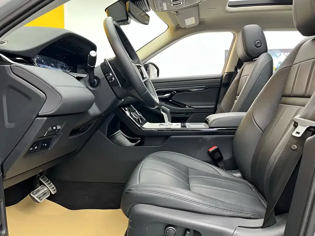 Land Rover Evoque PHEV 2024 из CN, фото 8