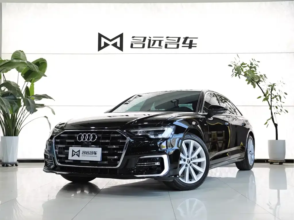 Audi A6L — фото 1