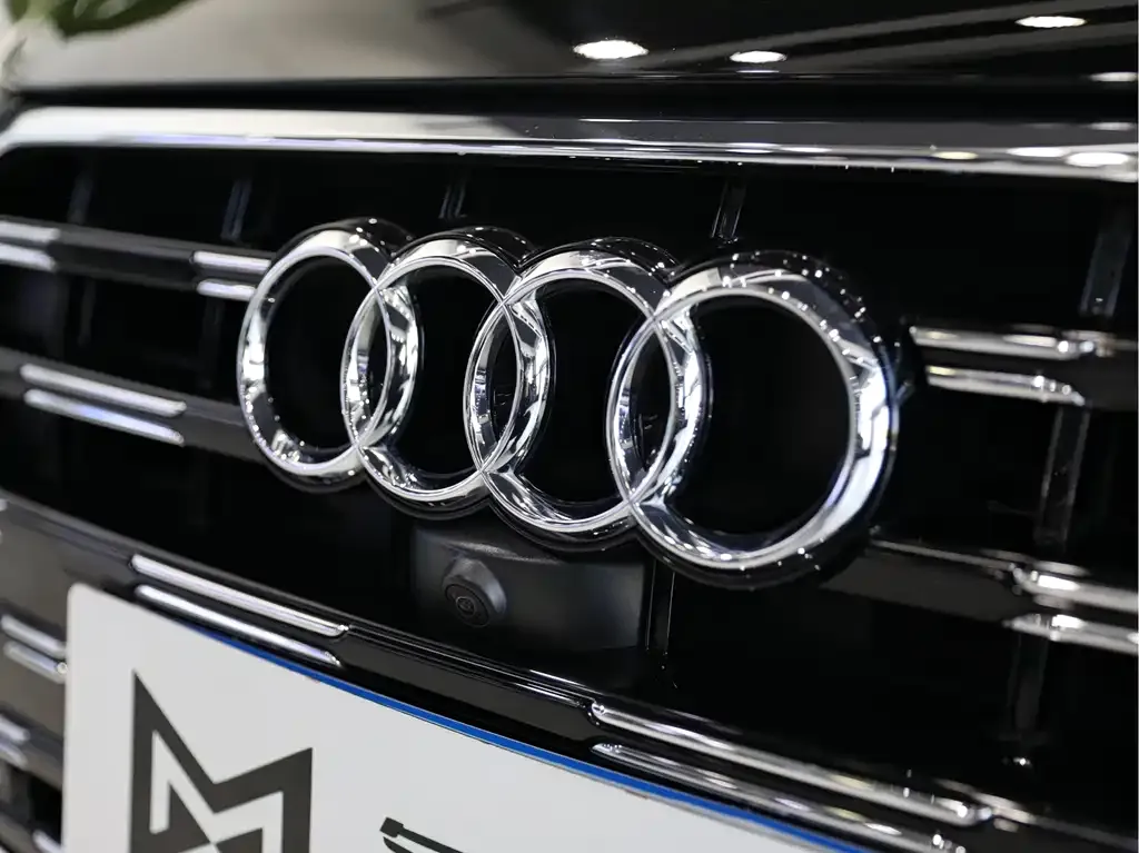 Audi A6L — фото 10