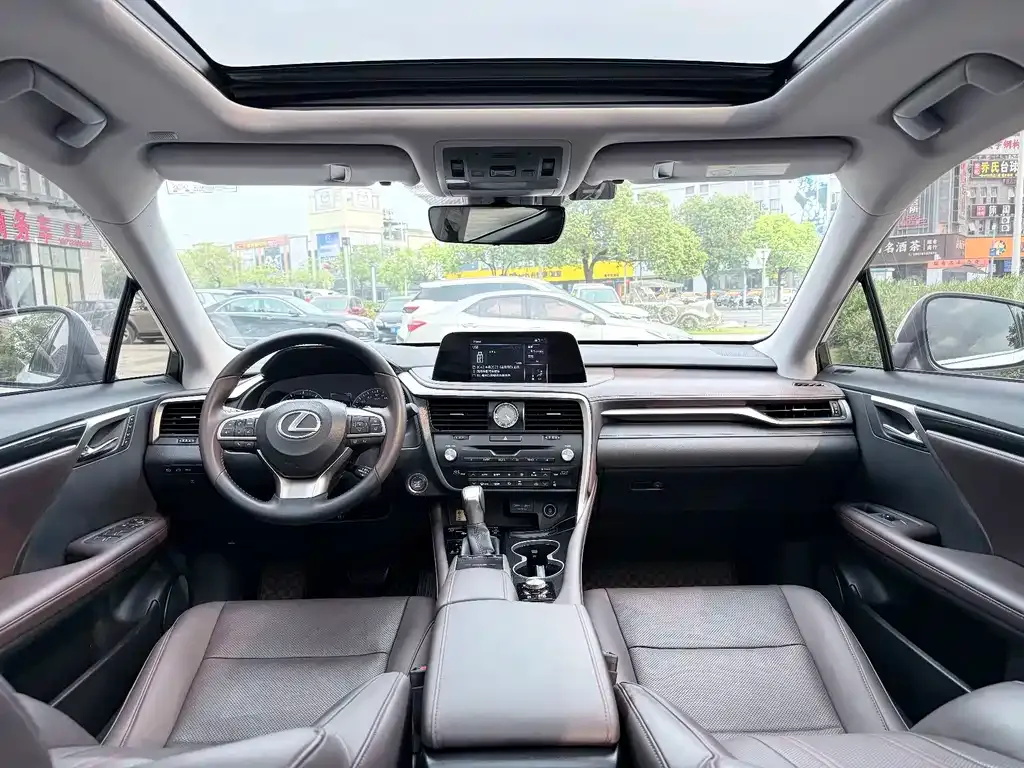 Lexus RX — фото 9