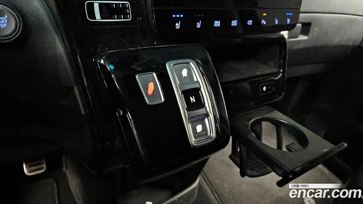 Hyundai Staria 2023 из KR, фото 3