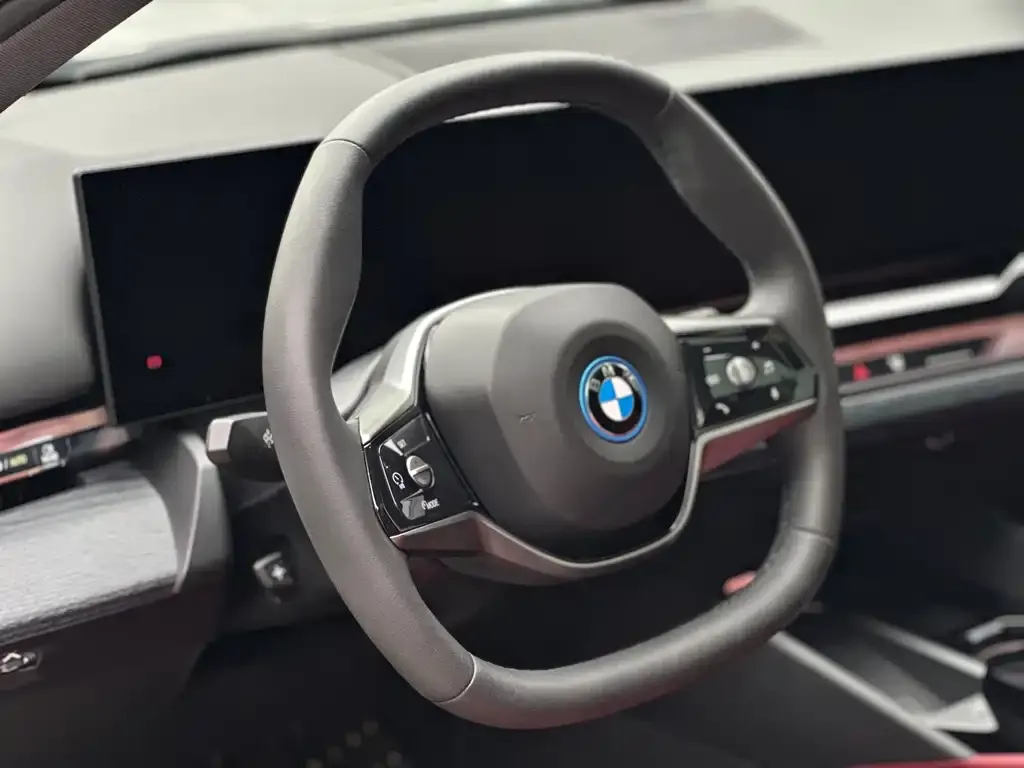 BMW i5 2025 из CN, фото 2