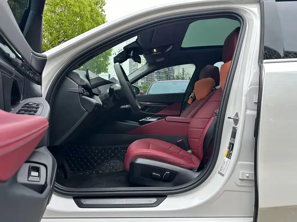 BMW i5 2025 из CN, фото 6