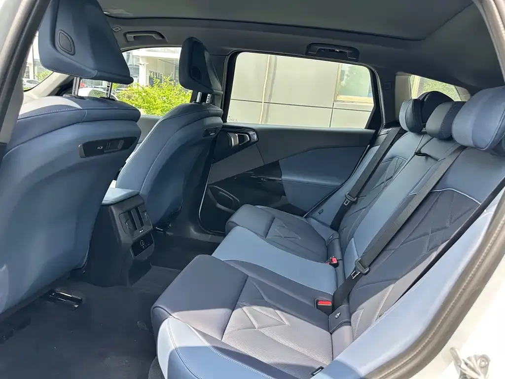 BMW X3 2025 из CN, фото 4