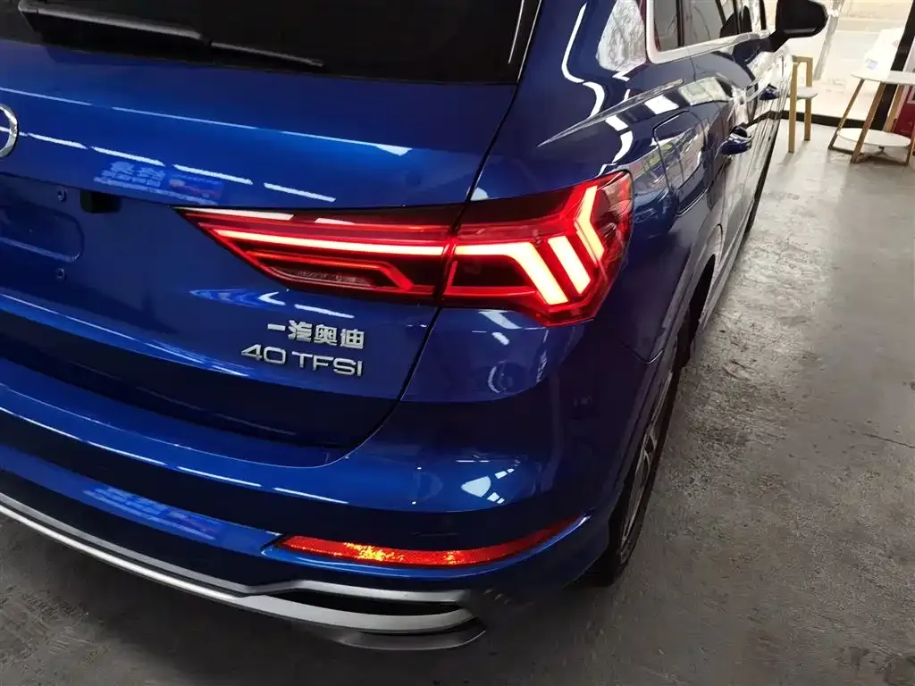 Audi Q3 — фото 3