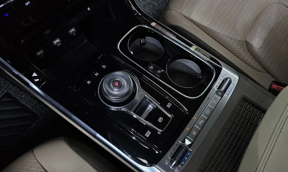 Kia Carnival 2023 из KR, фото 10