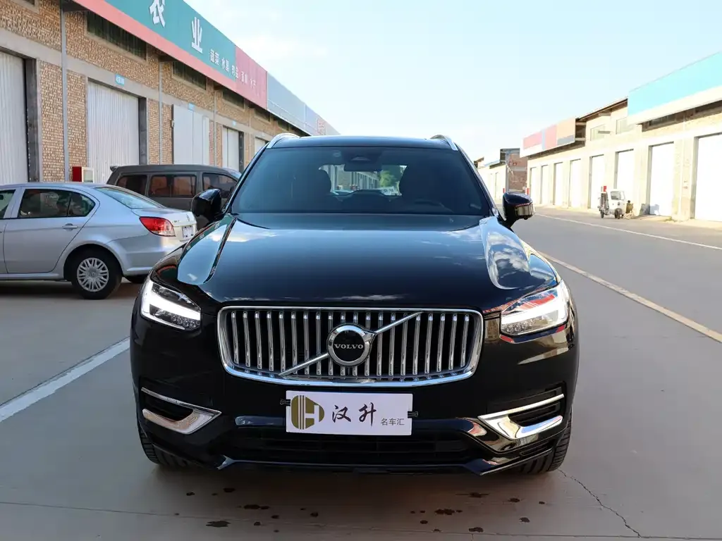 Volvo XC90 2025 из CN, фото 9
