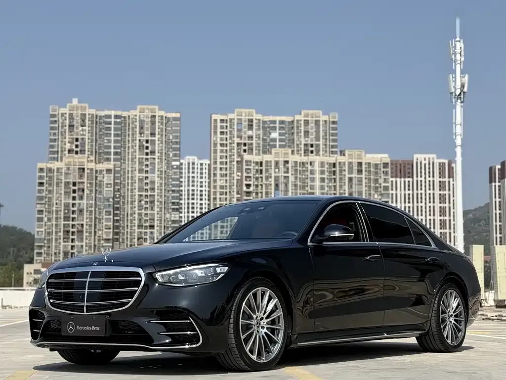 Mercedes-Benz S-Class — фото 1