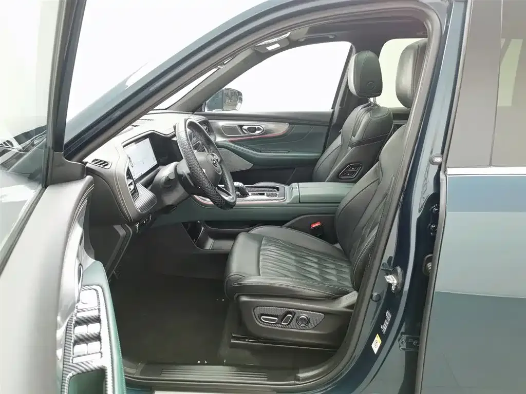 GAC Motor Trumpchi GS8 — фото 9