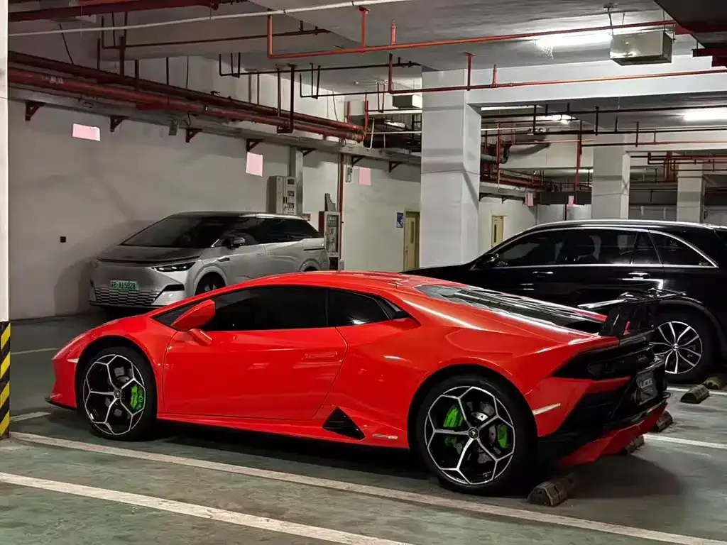 Lamborghini Huracan 2022 из CN, фото 3