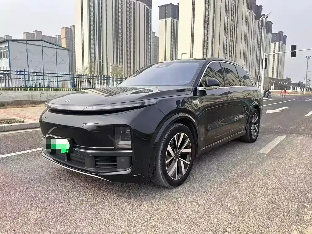 Li Auto L8