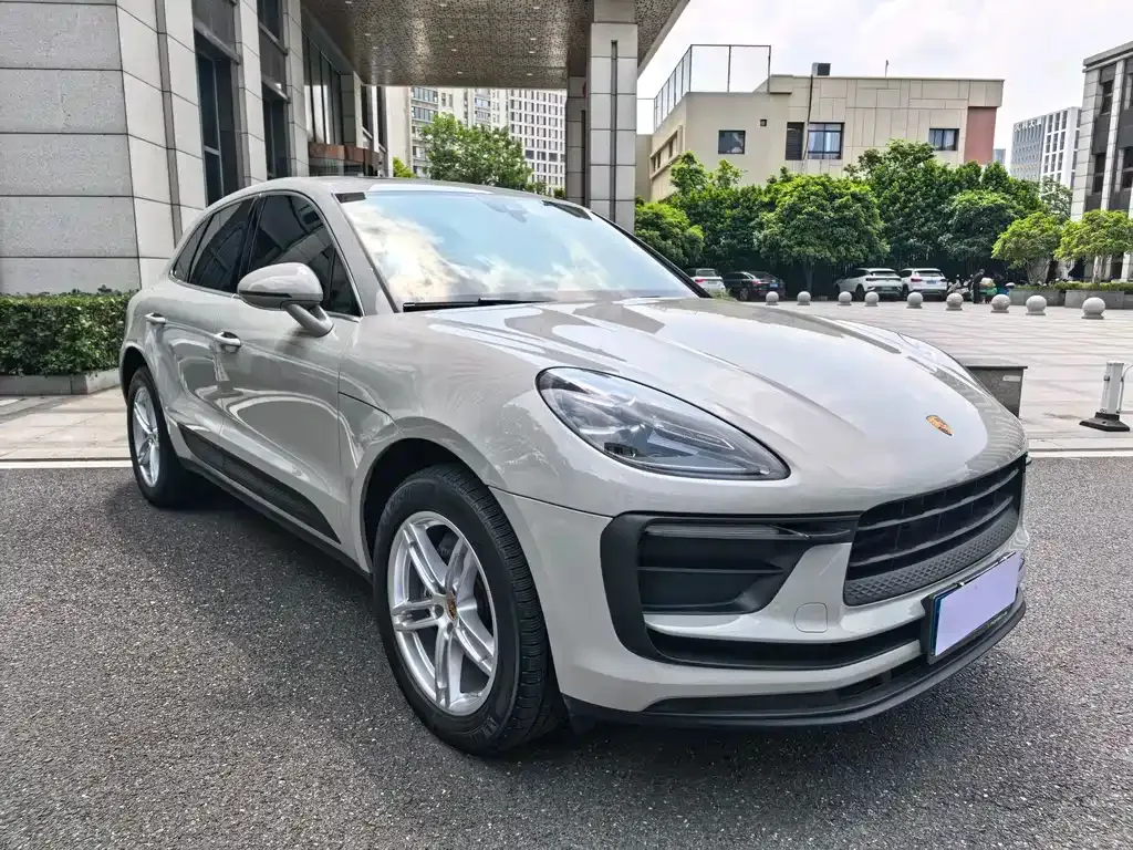 Porsche Macan — фото 10