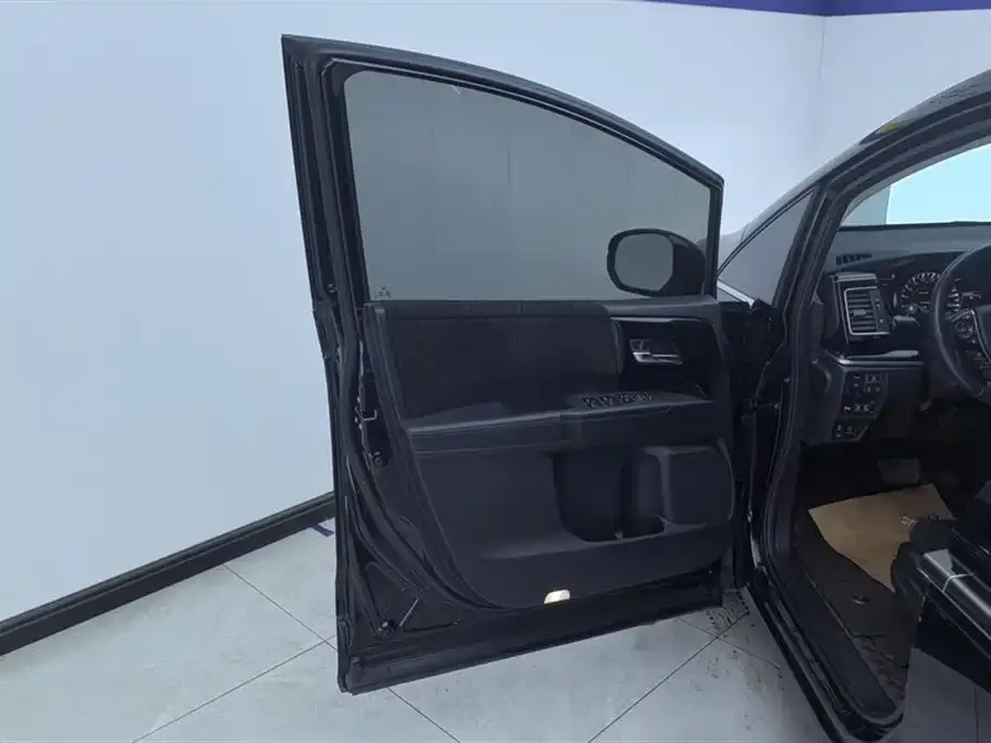 Honda Elysion 2021 из CN, фото 2
