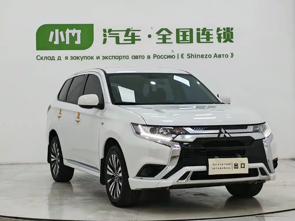 Mitsubishi Outlander 2024 из CN, фото 9