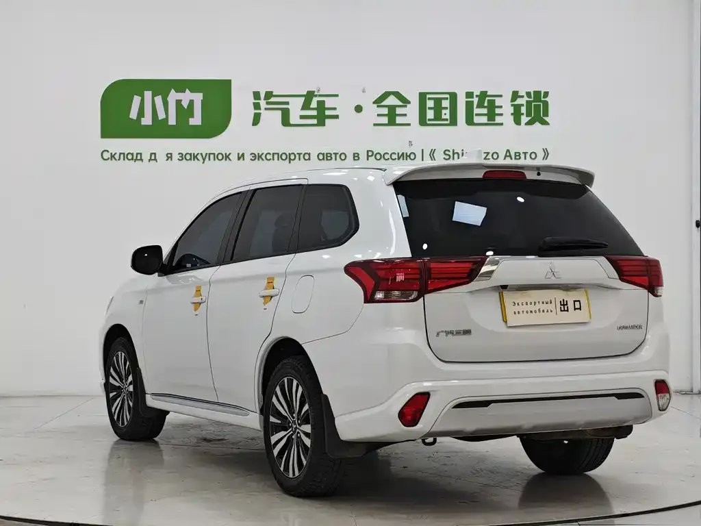 Mitsubishi Outlander 2024 из CN, фото 6