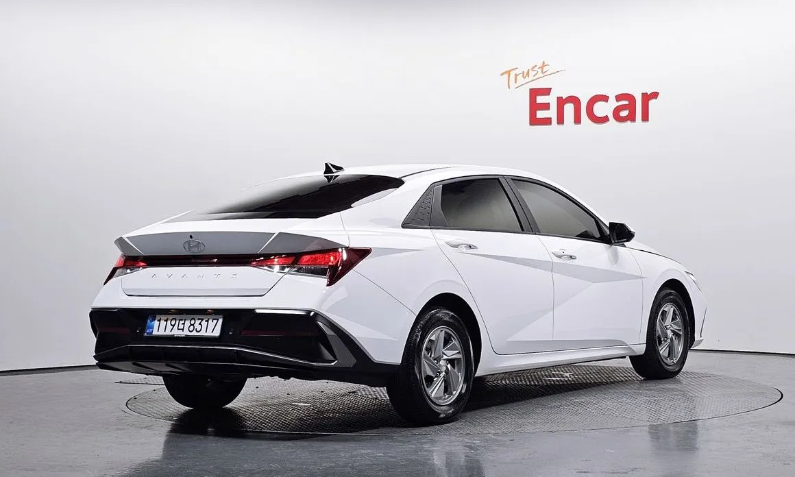 Hyundai AVANTE — фото 2