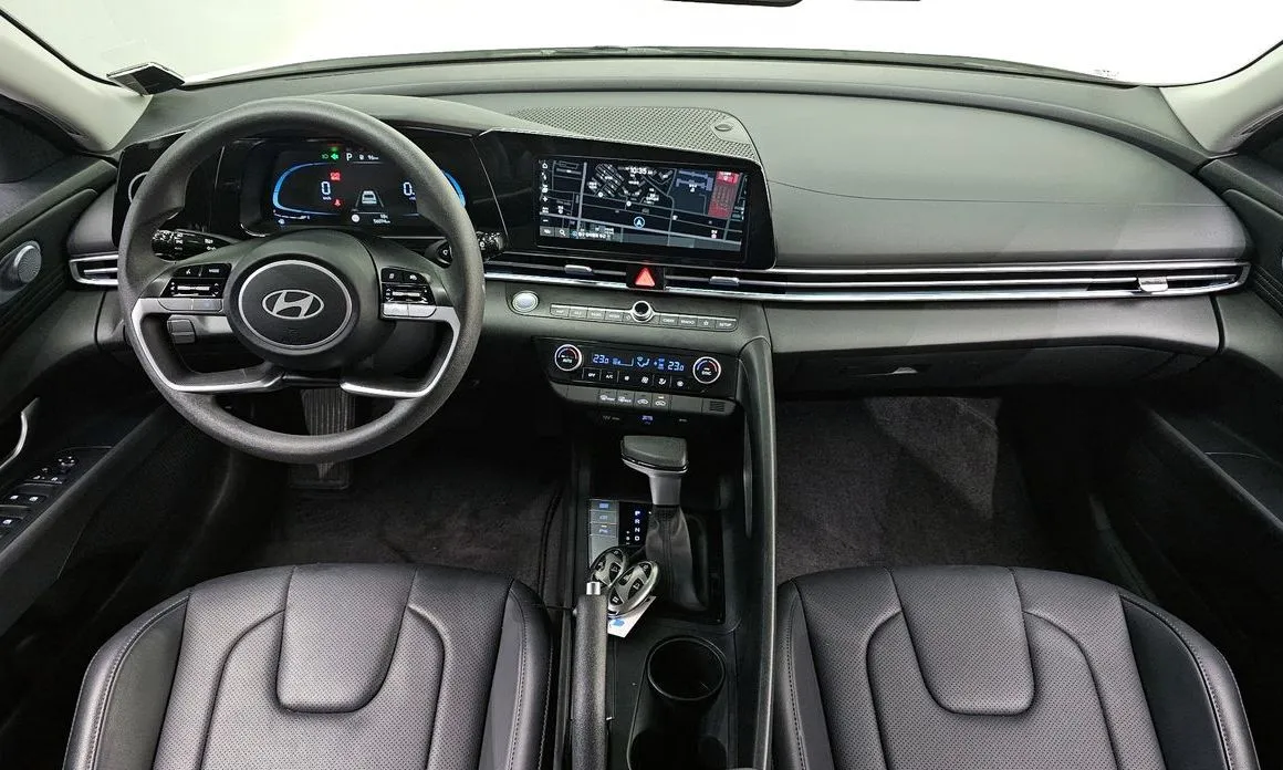 Hyundai AVANTE — фото 9