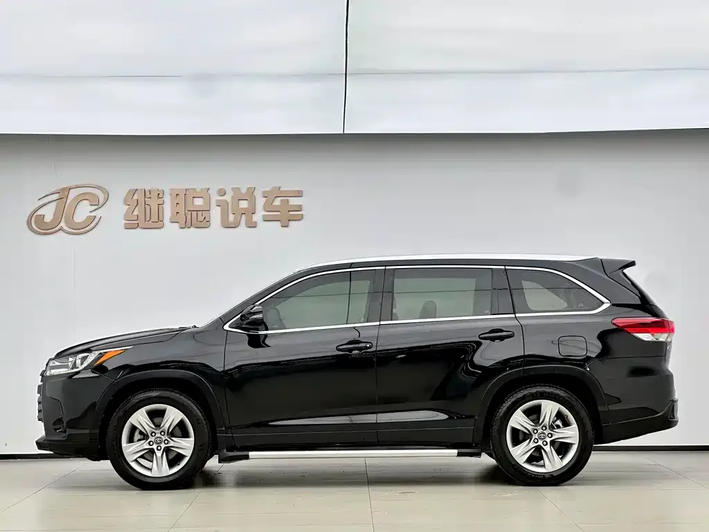 Toyota Highlander 2021 из CN, фото 3