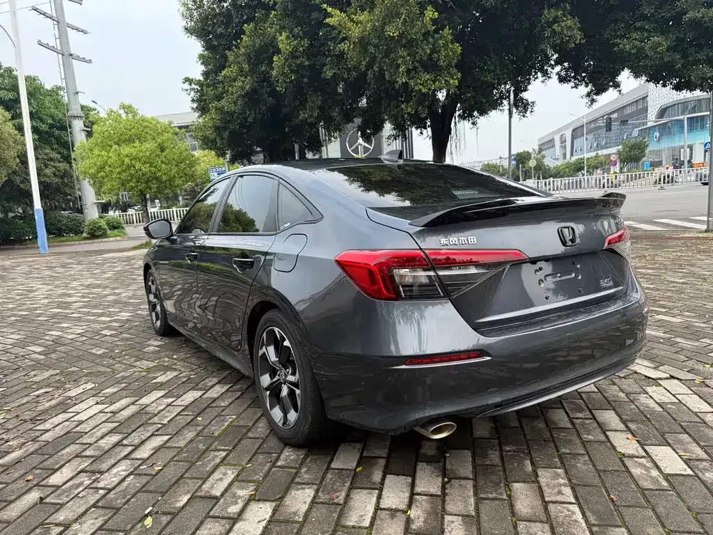 Honda Civic — фото 8