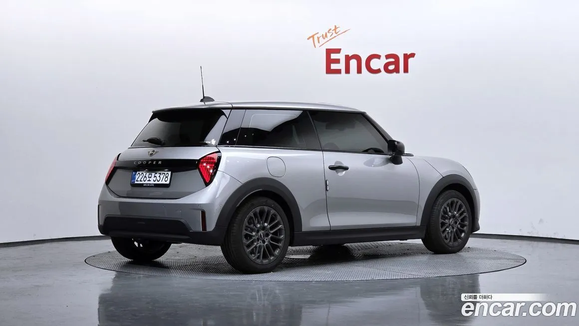 Mini Cooper 2025 из KR, фото 6