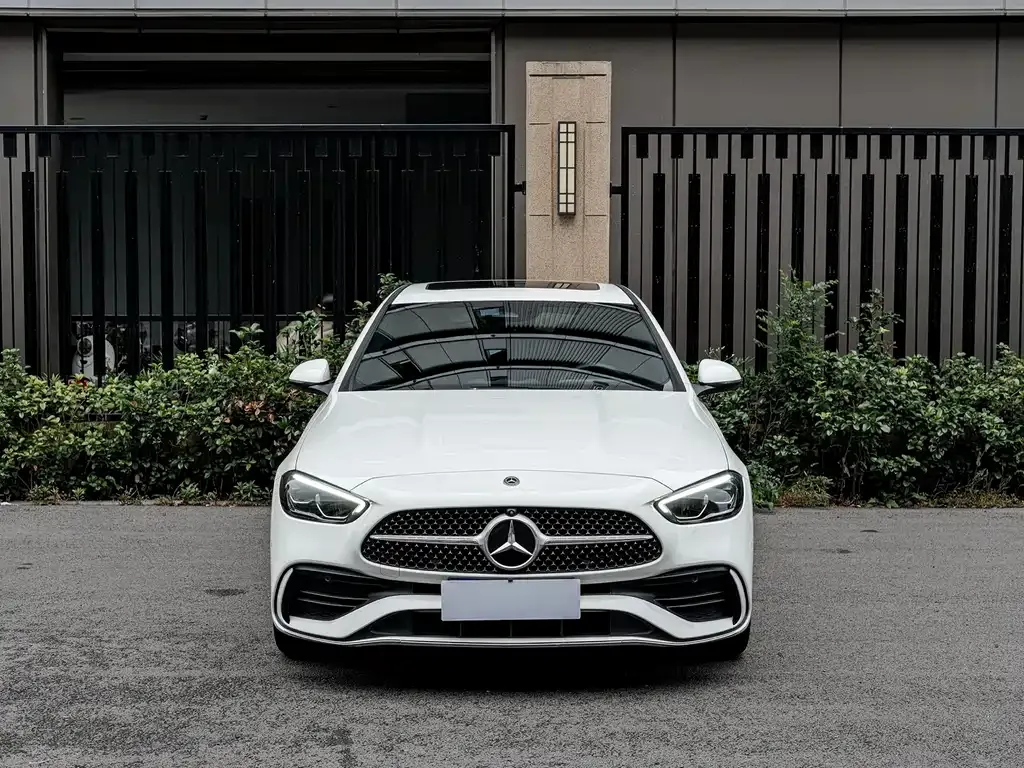 Mercedes-Benz C-Class — фото 7