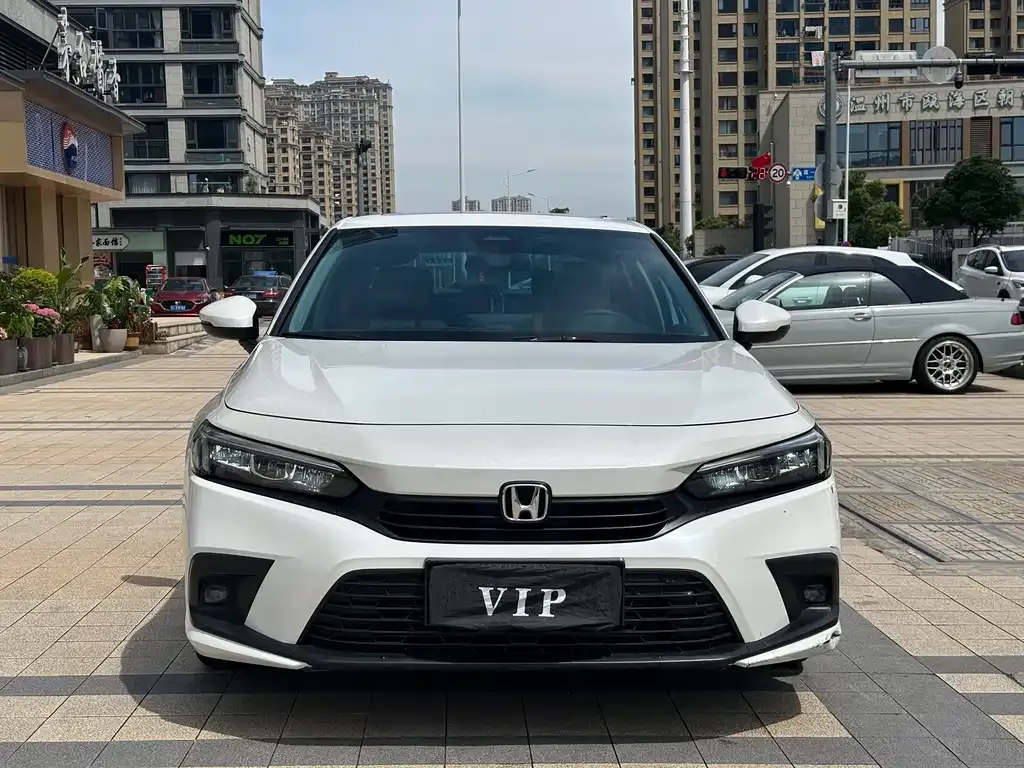 Honda Civic — фото 10